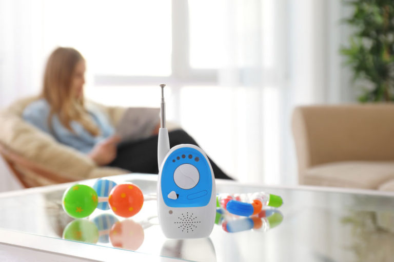 Surveillance de bébé : 10 raisons pour une maman d’acquérir un babyphone